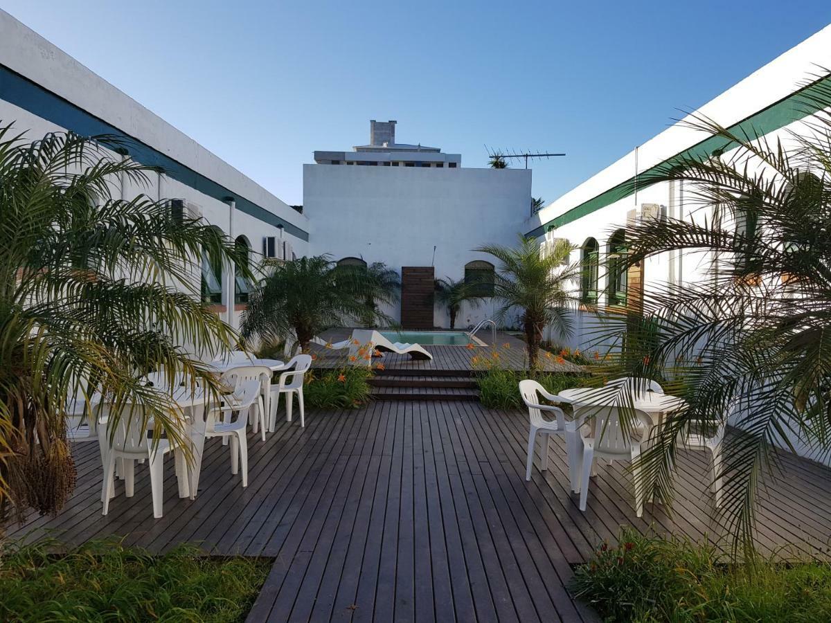 Hotel Pousada Henrique Lage Имбитуба Екстериор снимка