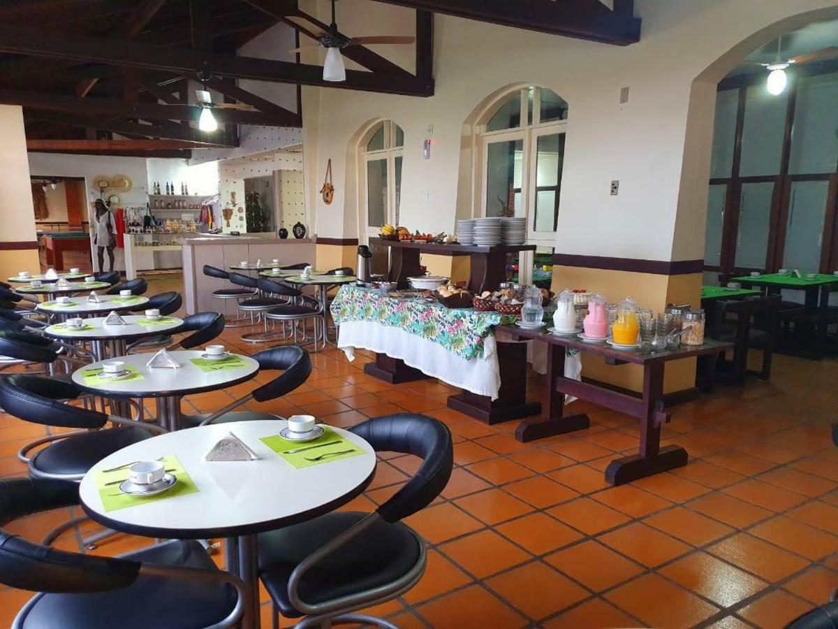 Hotel Pousada Henrique Lage Имбитуба Екстериор снимка